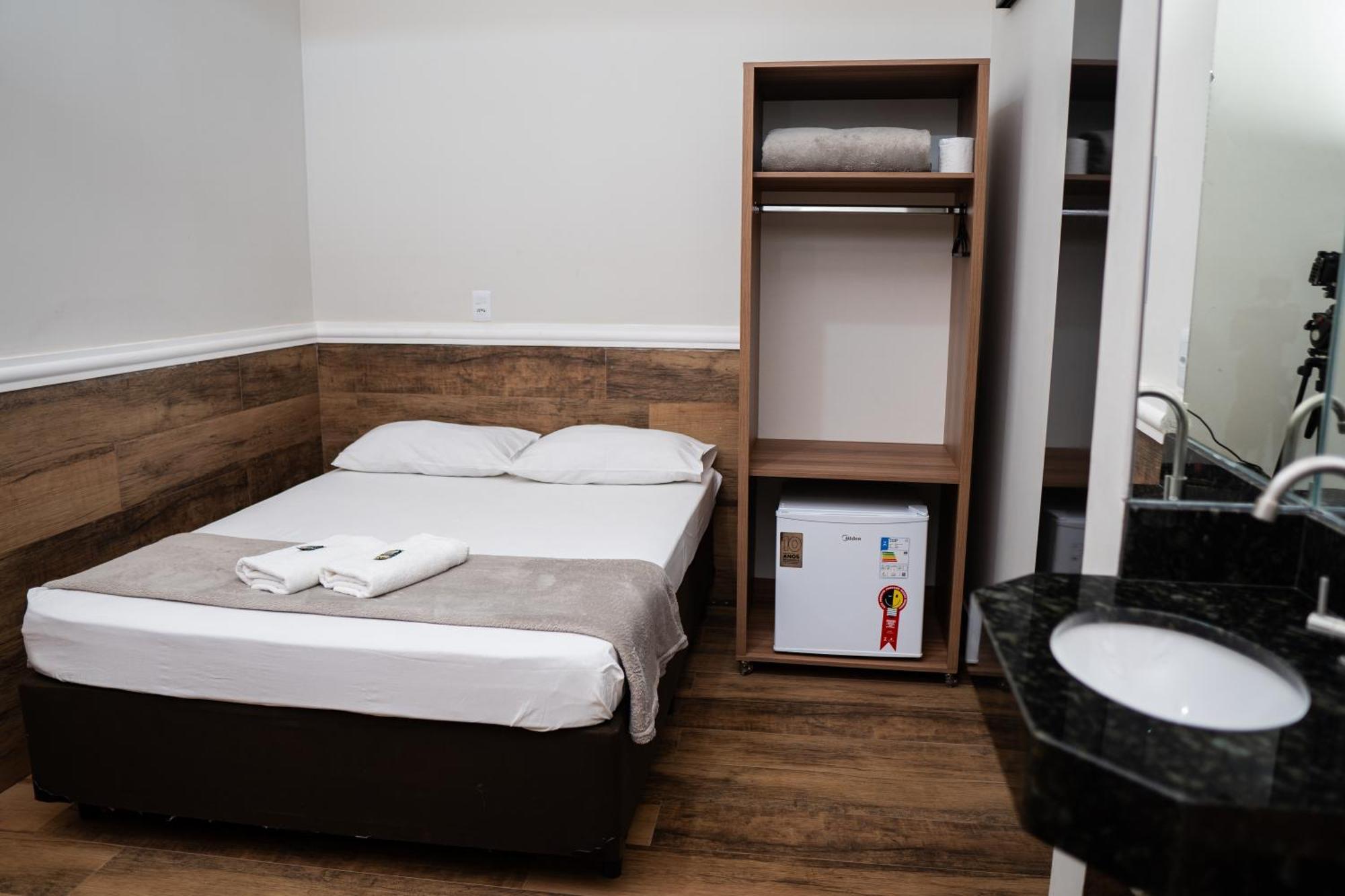 Hotel Nixon Proximo, Rodoviaria, Prefeitura E A Matriz Central Itaí 외부 사진