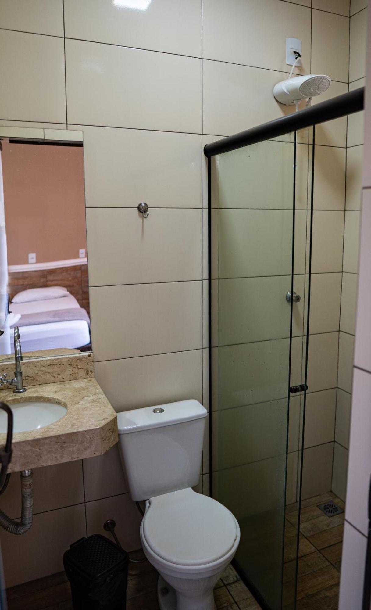 Hotel Nixon Proximo, Rodoviaria, Prefeitura E A Matriz Central Itaí 외부 사진