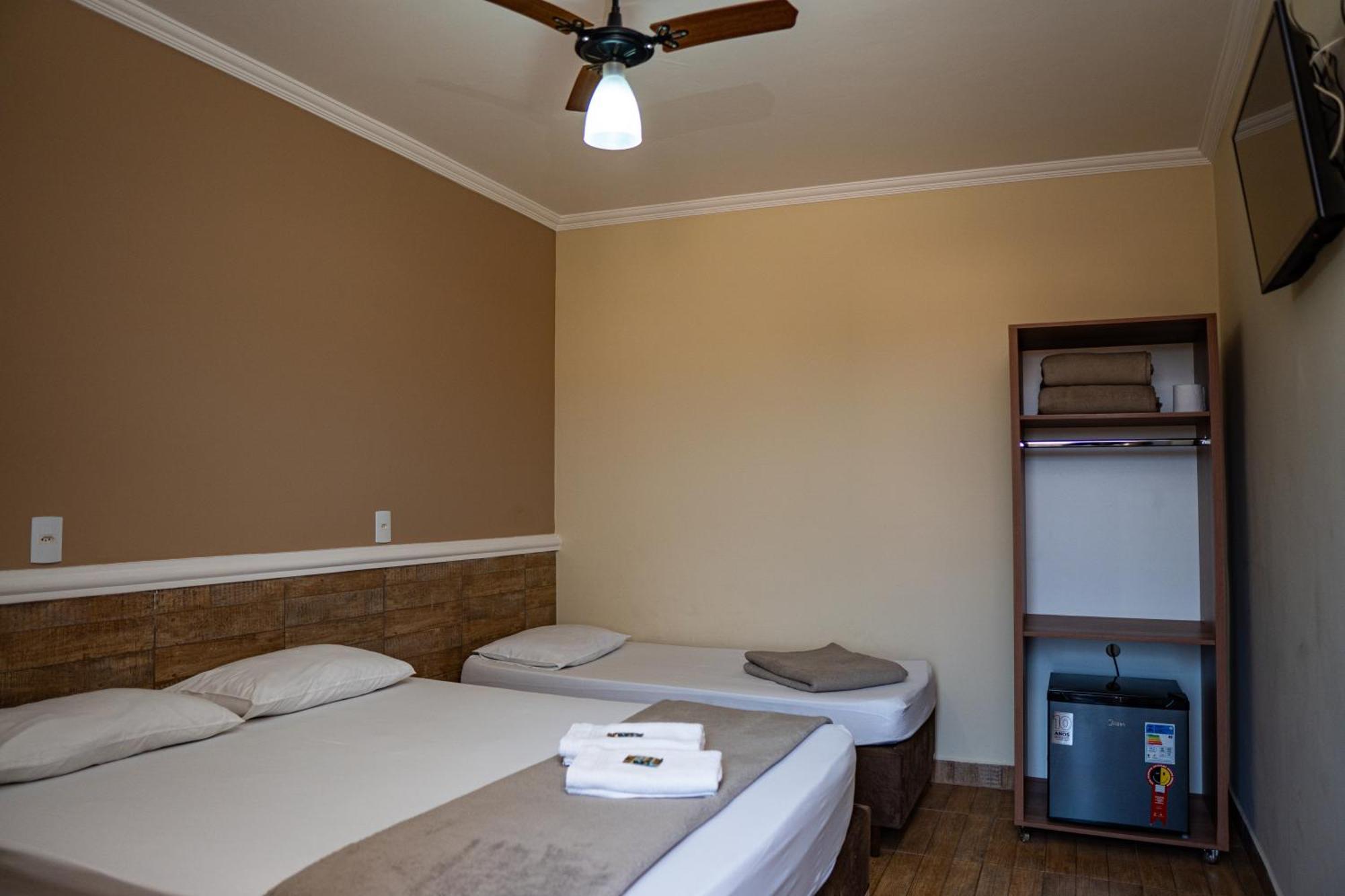 Hotel Nixon Proximo, Rodoviaria, Prefeitura E A Matriz Central Itaí 외부 사진