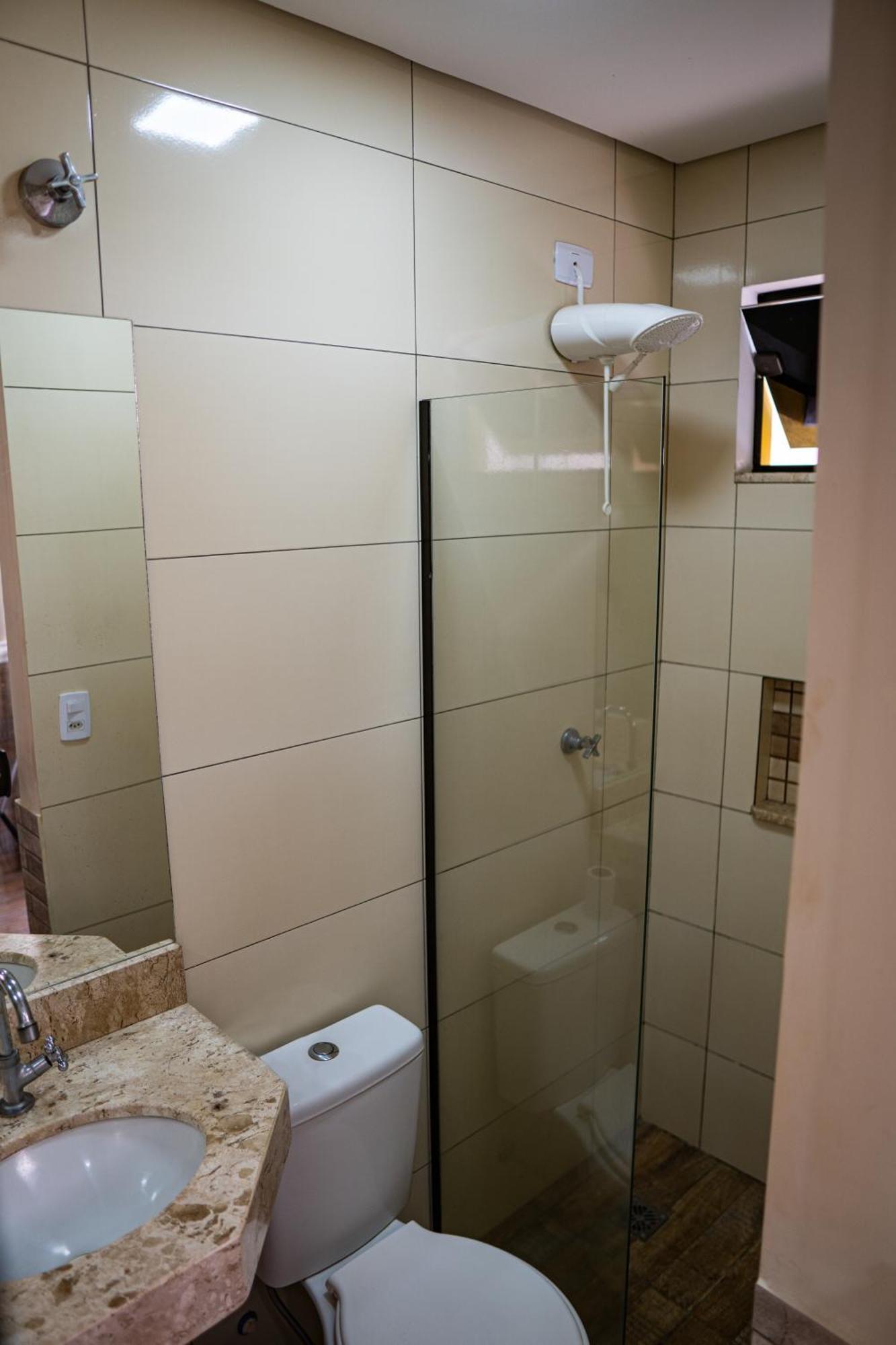 Hotel Nixon Proximo, Rodoviaria, Prefeitura E A Matriz Central Itaí 외부 사진