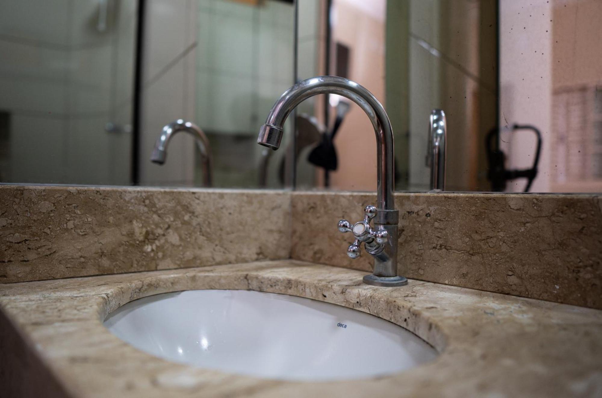 Hotel Nixon Proximo, Rodoviaria, Prefeitura E A Matriz Central Itaí 외부 사진